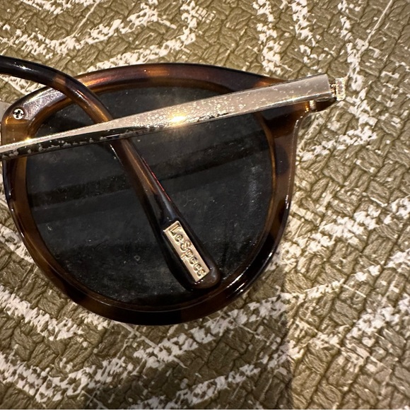 Le Specs No Smirking Sunglasses - Picture 3 of 8